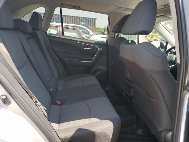 2T3P1RFV8NW269532 - 2022 TOYOTA RAV4 XLE SILVER photo 10