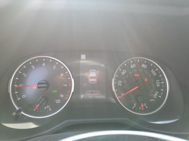 2T3P1RFV8NW269532 - 2022 TOYOTA RAV4 XLE SILVER photo 9