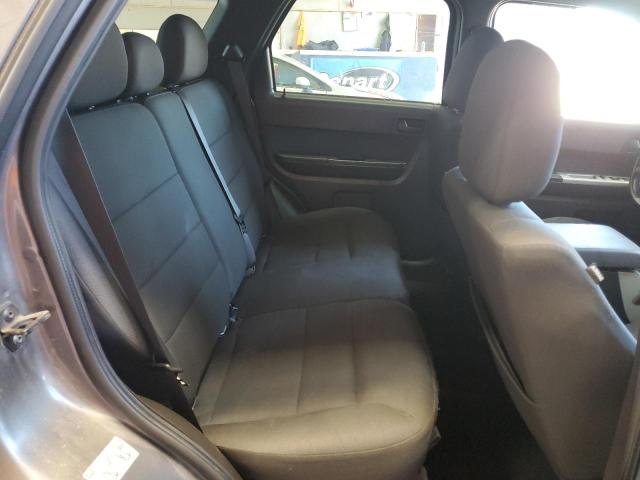 1FMCU9D78BKB11377 - 2011 FORD ESCAPE XLT ნაცრისფერი ფოტო 11