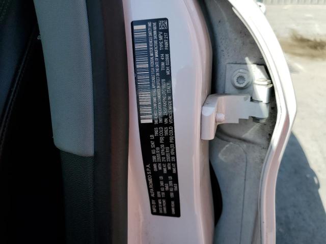 ZASFAKPN2J7C16078 - 2018 ALFA ROMEO STELVIO SPORT Weiß Foto 14