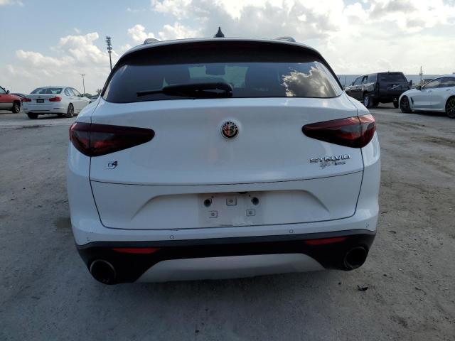 ZASFAKPN2J7C16078 - 2018 ALFA ROMEO STELVIO SPORT Weiß Foto 6