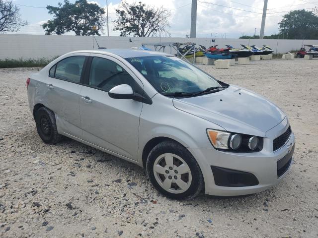 1G1JA5SH4F4175315 - 2015 CHEVROLET SONIC LS ვერცხლისფერი ფოტო 4