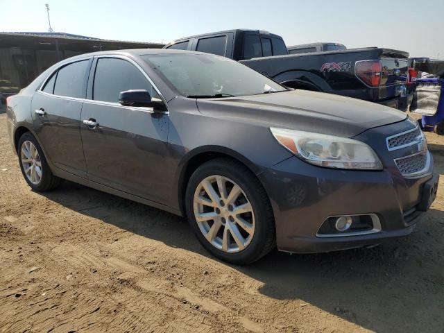 1G11H5SA3DF177783 - 2013 CHEVROLET MALIBU LTZ 灰色 照片 4