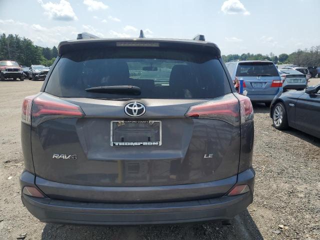 JTMZFREV7GJ061817 - 2016 TOYOTA RAV4 LE GRAY photo 6