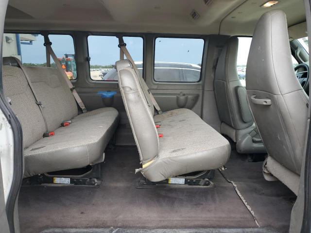 1GAZGPFG7K1254245 - 2019 CHEVROLET EXPRESS G3 LT WHITE photo 11