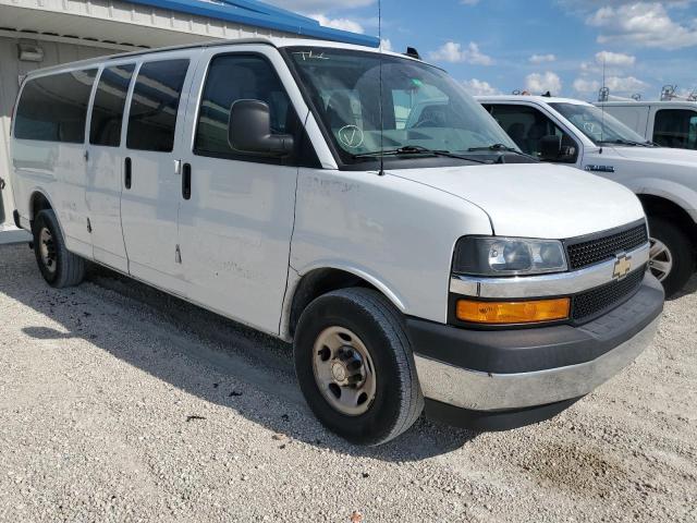1GAZGPFG7K1254245 - 2019 CHEVROLET EXPRESS G3 LT WHITE photo 4