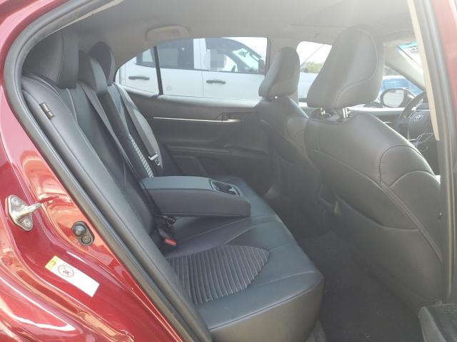 4T1B11HK8JU618304 - 2018 TOYOTA CAMRY L BURGUNDY photo 10