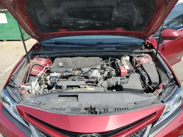 4T1B11HK8JU618304 - 2018 TOYOTA CAMRY L BURGUNDY photo 11