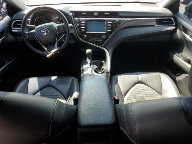 4T1B11HK8JU618304 - 2018 TOYOTA CAMRY L BURGUNDY photo 8