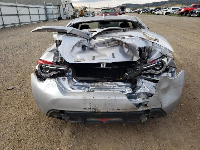 JF1ZNAA15H9706108 - 2017 TOYOTA 86 BASE SILVER photo 6