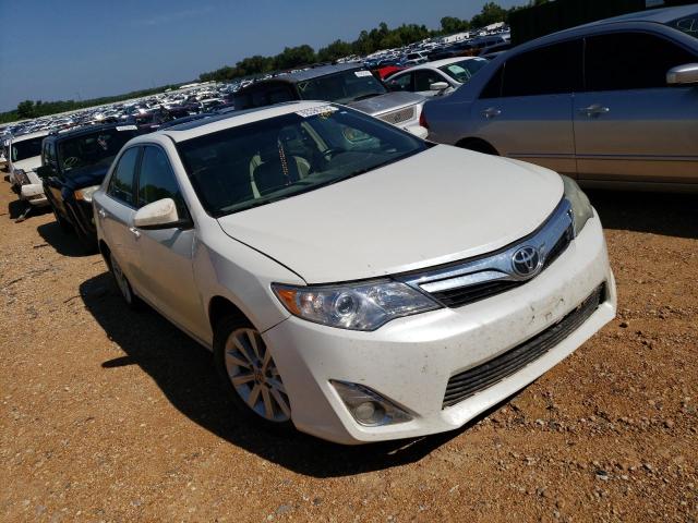 4T1BK1FK6EU553328 - 2014 TOYOTA CAMRY SE WHITE photo 4