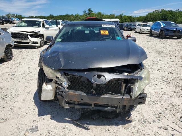 4T4BF3EK0AR046975 - 2010 TOYOTA CAMRY BASE Մոխրագույն լուսանկար 5