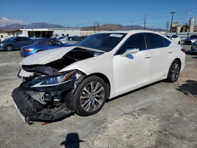 58AD21B13LU010997 - 2020 LEXUS ES 300H WHITE photo 1