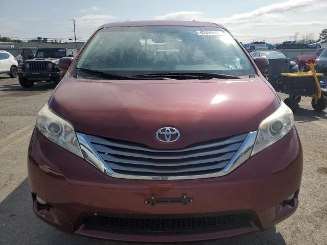 5TDYZ3DC8HS786878 - 2017 TOYOTA SIENNA XLE MAROON photo 5