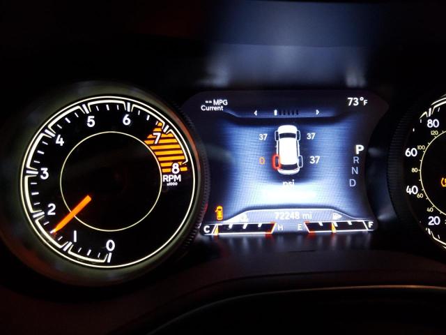 1C4PJMBX2MD233373 - 2021 JEEP CHEROKEE TRAILHAWK RED photo 9