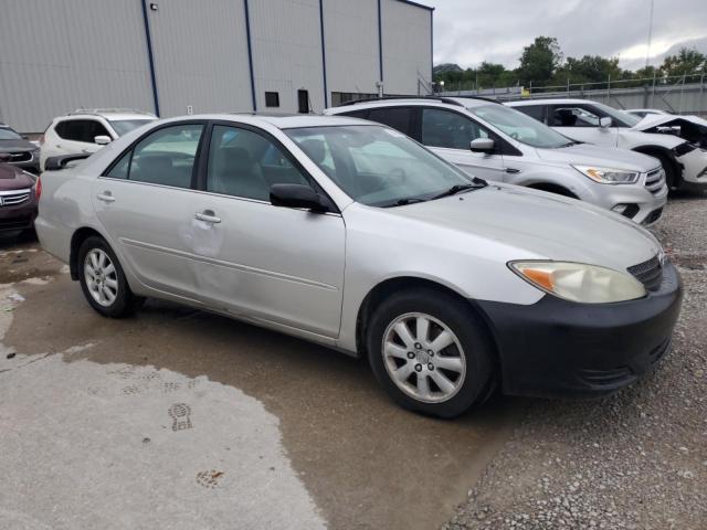 4T1BF30K14U579441 - 2004 TOYOTA CAMRY LE GRAY photo 4