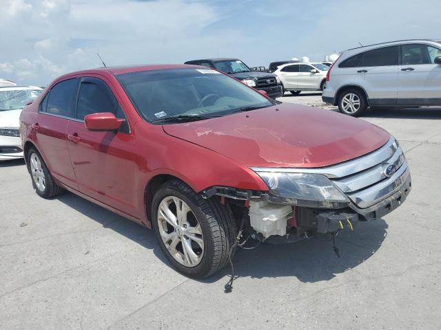 3FAHP0HA7CR372456 - 2012 FORD FUSION SE RED photo 4