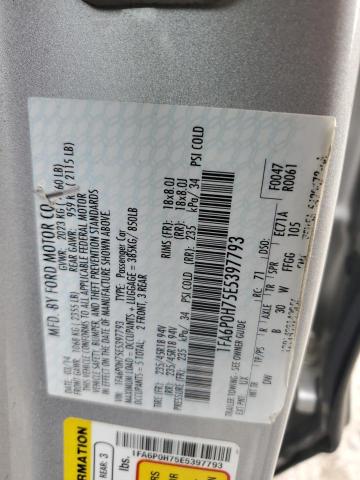 1FA6P0H75E5397793 - 2014 FORD FUSION SE SILVER photo 13