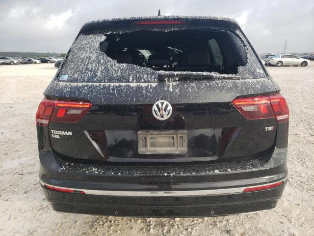 3VV3B7AX4JM209964 - 2018 VOLKSWAGEN TIGUAN SE BLACK photo 6