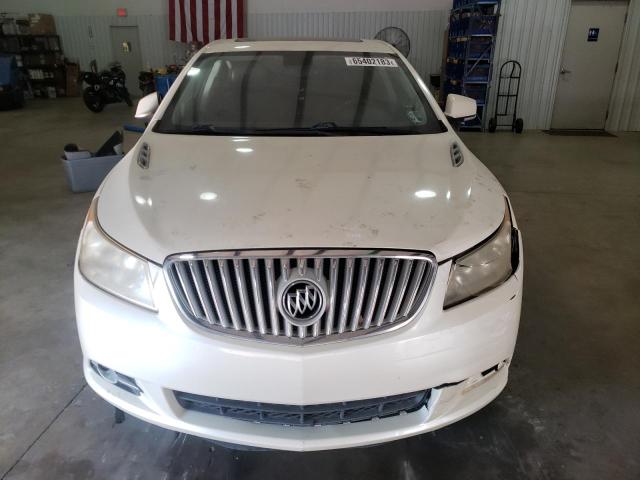1G4GE5EV9AF237761 - 2010 BUICK LACROSSE CXS WHITE photo 5