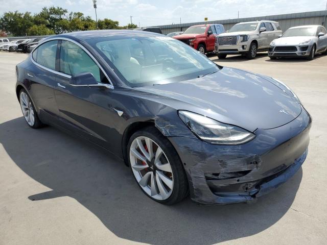 5YJ3E1EB9JF079444 - 2018 TESLA MODEL 3 GRAY photo 4