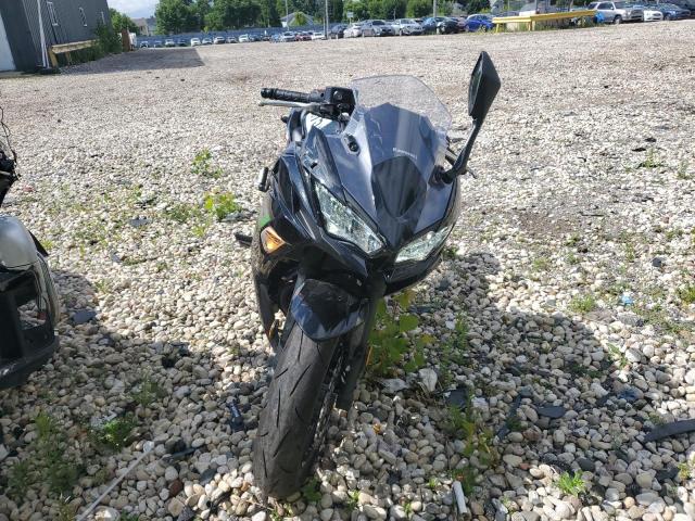 ML5EXER19SDAD9765 - 2025 KAWASAKI EX650 R Чорний фото 2