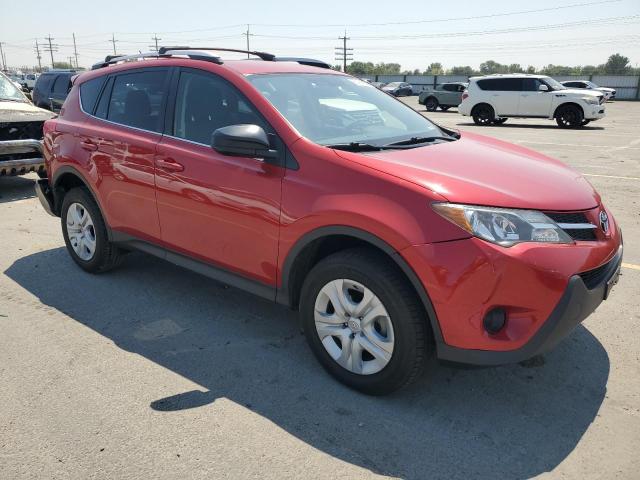 JTMBFREV4FD149352 - 2015 TOYOTA RAV4 LE RED photo 4