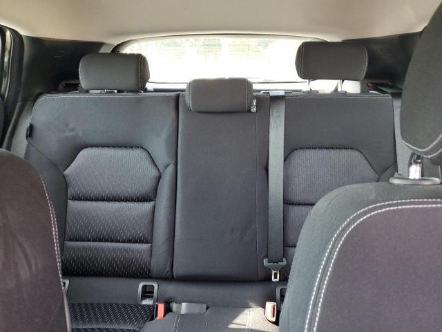 SJKCH5CP3HA016126 - 2017 INFINITI QX30 BASE BLACK photo 10