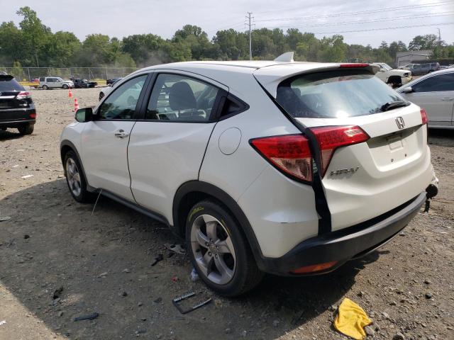 3CZRU5H31JM709195 - 2018 HONDA HR-V LX WHITE photo 2