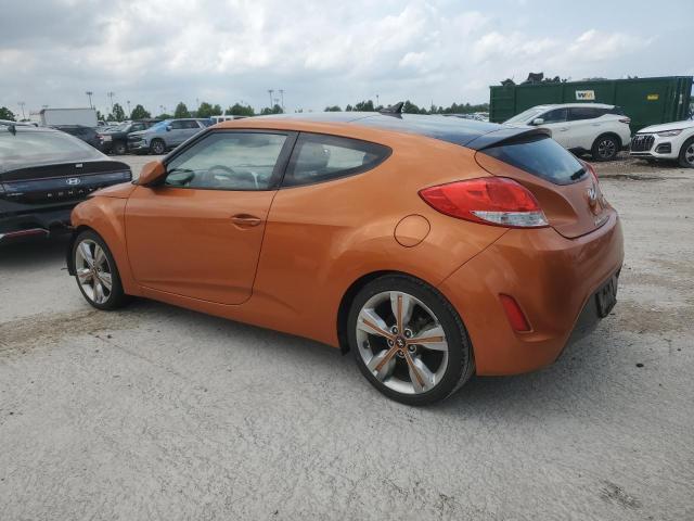KMHTC6AD8GU281262 - 2016 HYUNDAI VELOSTER ORANGE photo 2