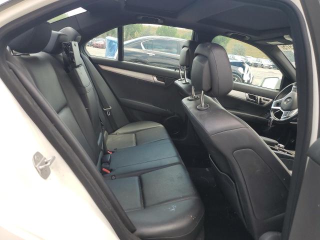 WDDGF8BB8CR195457 - 2012 MERCEDES-BENZ C 300 4MATIC WHITE photo 10
