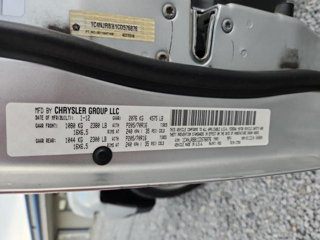 1C4NJRBB1CD576876 - 2012 JEEP PATRIOT SPORT SILVER photo 13