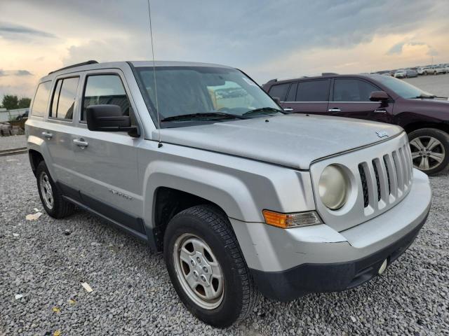 1C4NJRBB1CD576876 - 2012 JEEP PATRIOT SPORT SILVER photo 4