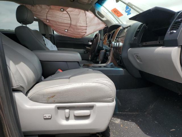 5TFUW5F14AX095880 - 2010 TOYOTA TUNDRA DOUBLE CAB SR5 GRAY photo 7