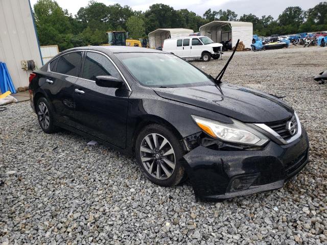 1N4AL3AP7HC135663 - 2017 NISSAN ALTIMA 2.5 BLACK photo 4