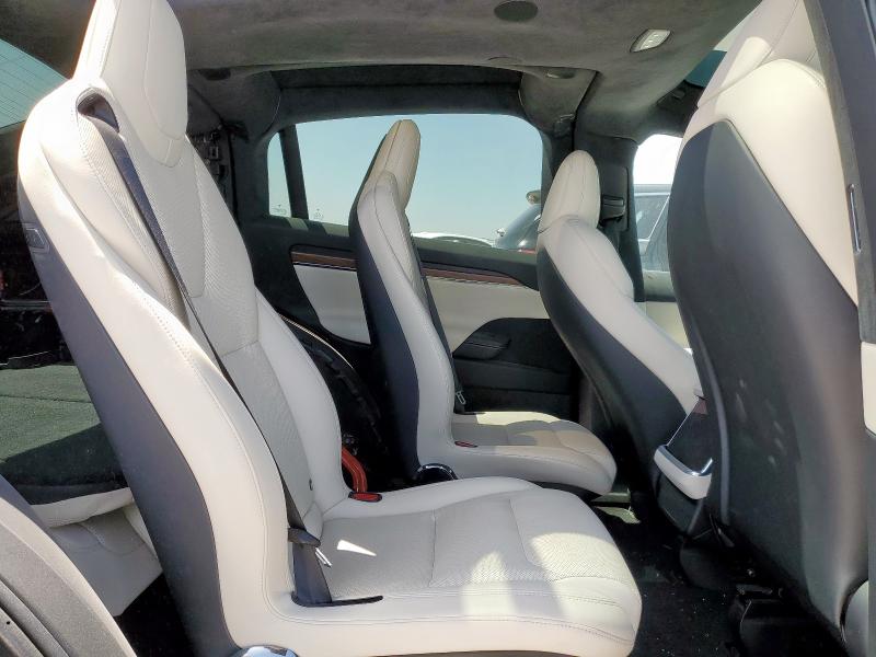 7SAXCBE57PF373069 - 2023 TESLA MODEL X Qara foto 11