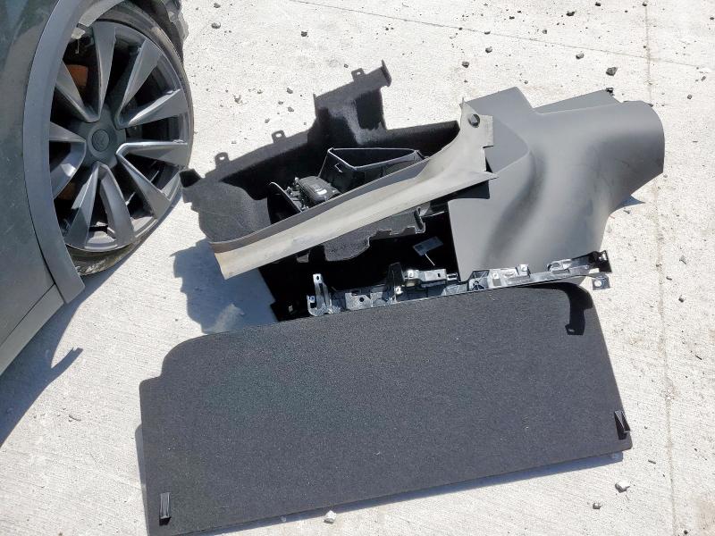 7SAXCBE57PF373069 - 2023 TESLA MODEL X Qara foto 13