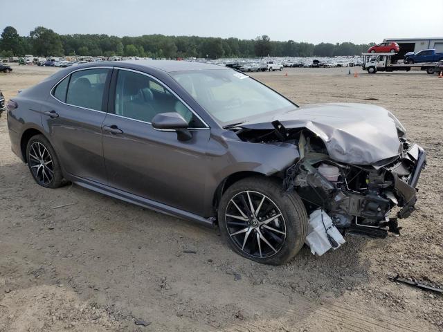 4T1G11AK9RU893367 - 2024 TOYOTA CAMRY SE NIGHT SHADE GRAY photo 4