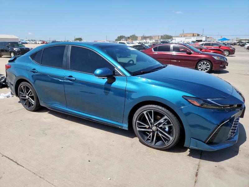 4T1DAACK5SU561867 - 2025 TOYOTA CAMRY XSE GREEN photo 4