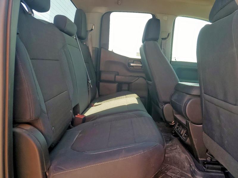 1GCRWCED4KZ396077 - 2019 CHEVROLET SILVERADO C1500 LT 黑色 照片 10