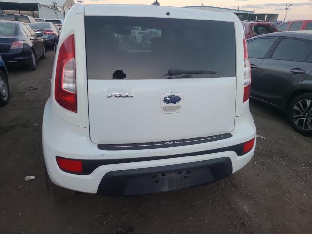 KNDJT2A50C7467366 - 2012 KIA SOUL WHITE photo 6