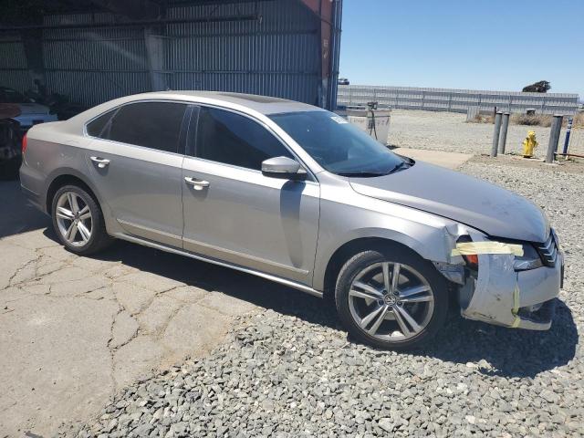1VWCN7A38EC108160 - 2014 VOLKSWAGEN PASSAT SEL SILVER photo 4