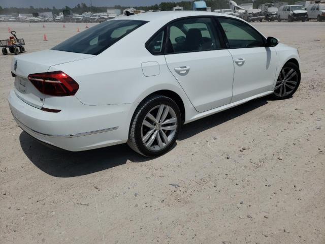 1VWLA7A39KC008981 - 2019 VOLKSWAGEN PASSAT WOLFSBURG WHITE photo 3