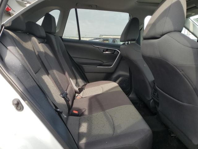 2T3P1RFV8MC238880 - 2021 TOYOTA RAV4 XLE 白色 照片 11