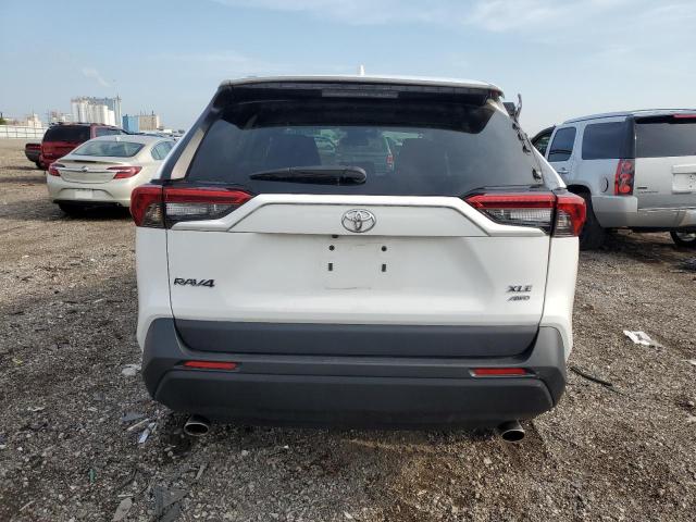 2T3P1RFV8MC238880 - 2021 TOYOTA RAV4 XLE 白色 照片 6