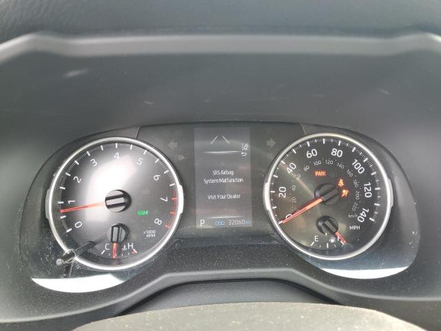 2T3P1RFV8MC238880 - 2021 TOYOTA RAV4 XLE 白色 照片 9