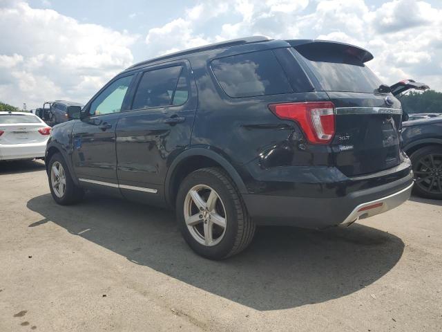 1FM5K8D8XHGC28861 - 2017 FORD EXPLORER XLT Черный фото 2