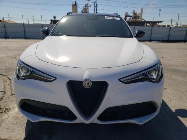 ZASPAKBN0L7C76309 - 2020 ALFA ROMEO STELVIO TI WHITE photo 5