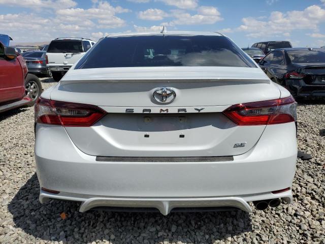 4T1S11AK4PU081465 - 2023 TOYOTA CAMRY SE NIGHT SHADE WHITE photo 6