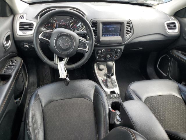 3C4NJDBB7JT282411 - 2018 JEEP COMPASS LATITUDE Noir photo 8